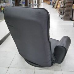 合皮 回転式 リクライニング 座椅子 幅70cm 肘付き 黒 座いす 座イス 苫小牧西店の画像