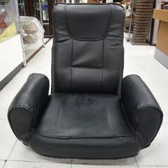 合皮 回転式 リクライニング 座椅子 幅70cm 肘付き 黒 座いす 座イス 苫小牧西店の画像