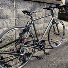 【クロスバイク】美品❗️ブリヂストン製CYLVA 3x8段変速　700x32c チェーン新品❗️若林自転車　唐崎店　SALE中❗️の画像