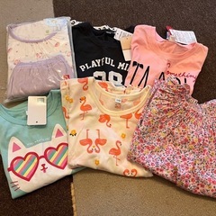 【取引確定】新品タグ付き　110cm 半袖トップスの画像