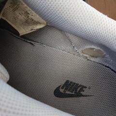 NIKE レザースニーカーとKINGS ソックスのセットの画像