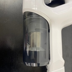 【ご来店限定】＊イオン　コードレススティッククリーナー2022年製＊ 0715-10の画像