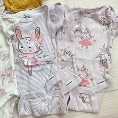 《美品》海外ベビー服8枚セット(新生児)の画像
