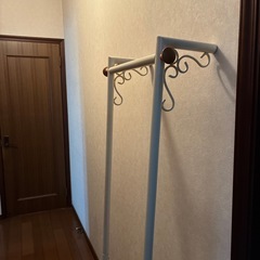 ハンガーラックの画像