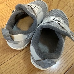 asics スニーカー16cmの画像
