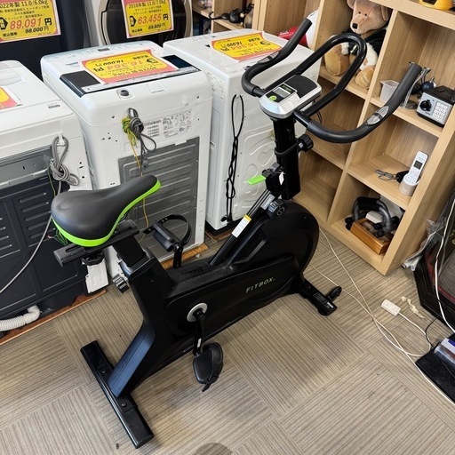 【超美品‼️】定価76,800円♪ FITBOX バイタルセンサー付き スピンバイク エアロバイク トレーニング フィットネス ダイエ
