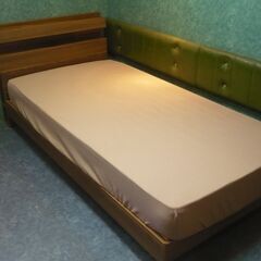★LOOSELEY シングルベッド　マットレス　