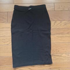 Guessタイトスカート黒XSの画像