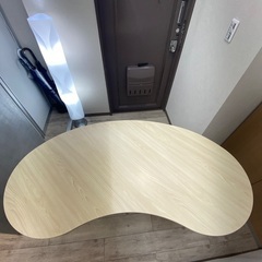 キャスター付きダイニングテーブル（価格交渉可能）の画像