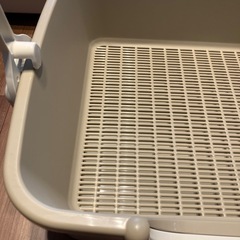 【無料】ネコ🐈‍⬛トイレ3️⃣ニャンとも清潔トイレ差し上げます
の画像