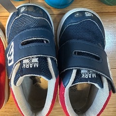 キッズスニーカーサンダル長靴まとめ売りの画像