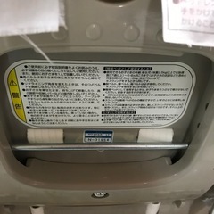 【ジャングルジャングル貝塚店】　combi 電動ハイローチェア　ロワイヤルオートスウィングLY コンビ　ベビーラック　ハイローチェア　ベビー用品　テーブル付き　貝塚市　二色浜　リサイクルショップ　《新品エアコン7月売り切りセール中！》の画像
