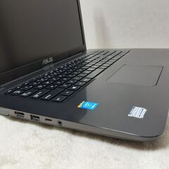 ASUS　17インチの大画面　core i5　8GB　SSD　カメラ　Wi-Fi　Bluetooth　テンキー　Microsoft office2021　Windows11　の画像