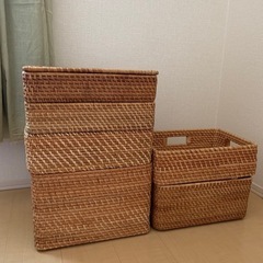 無印良品　重なるラタン角型バスケット　サイズ問わず一個¥1000、フタ¥500 ７点おまとめ買い¥6000　の画像