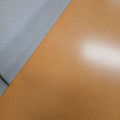 パソコンデスク　キャスター付き　2,500円　多種多様デスク　68×40 高さ67の画像