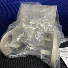 新品 紙巻器 ペーパーホルダー LIXIL INAX CF-AA22H/BN8の画像