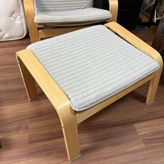 【受渡し決定済み】IKEA ポエング オードリー春日がヒルナンデスで破壊したアレです。クッションは買い替えをお勧めの画像