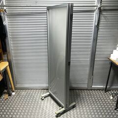 店頭引き渡し 中古 ３連移動式パーテーション 半透明 キャスター付き 仕切り 家具の画像