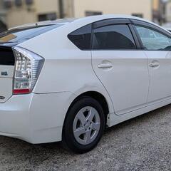 プリウス　車検残り２年超え！　早い方値下げ可能！の画像