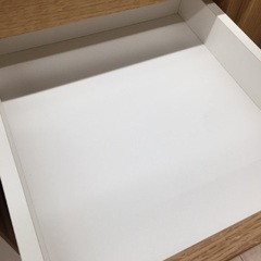 ニトリ キッチンカウンター 三枚扉の画像