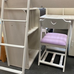 人気の白いロフトベッド！の画像