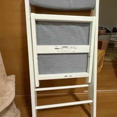 IKEA折りたたみチェアの画像