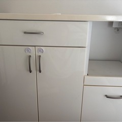 キッチン家電収納棚の画像