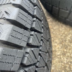 スタッドレスタイヤ 225/65R17 ヴァンガード等の画像