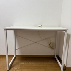 美品 パソコンデスクの画像