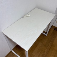 美品 パソコンデスクの画像