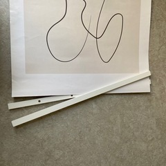 ポスター額縁とポスターのセットの画像