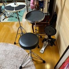 ヤマハ　練習用ドラムセットの画像