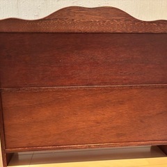 ロイヤルドルトン 木製飾り棚／ディスプレイラック（未使用）の画像