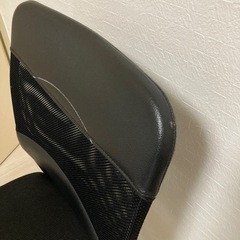 背中が涼しいメッシュのチェアの画像