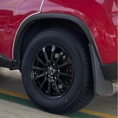 マックストレックスタッドレス　215/70r16の画像