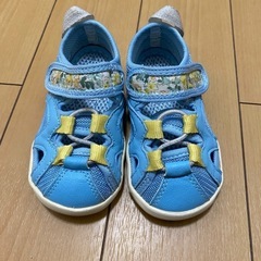 キッズサンダル