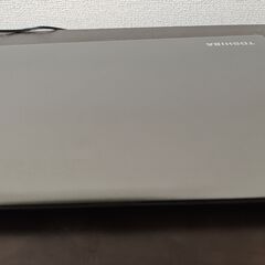 東芝　高年式高性能8世代i3 　軽量薄型スリムモデル　Wifi対応　カメラ内蔵 Windows11の画像