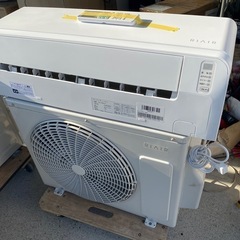 超お薦め品‼️分解洗浄済み‼️YAMADA エアコン 8-10畳用2.8kW 2023年の画像