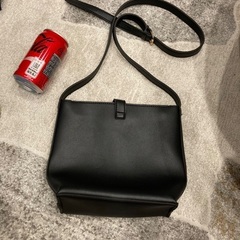 新品🔴レザーショルダーバッグの画像