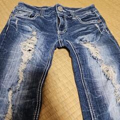 ダメージデニム②の画像