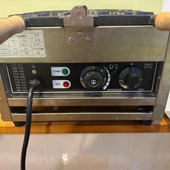 電気 たい焼き器 3匹 3匹焼ける! 業務用 家庭用 100V 鯛焼き器の画像