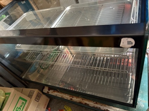 保温ショーケース