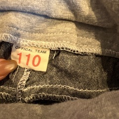 OFFICIAL TEAM グレーショートパンツ110の画像