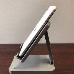 【美品】iPhone SE2  64GB の画像
