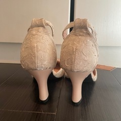 ビジュー付　パンプスの画像