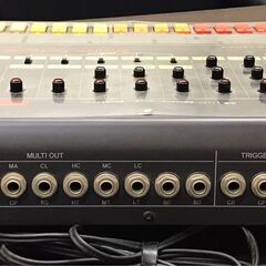 【ジャングル・ジャングル岩出店】【A777】リズムコンポーザー ROLAND TR-808 1983年 ★通電のみ確認済★ 中古 楽器 和歌山 岩出市 紀の川市 海南市の画像