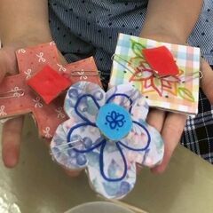 【アトリエべる流山教室】🩵🩷透明板を使って、摩訶不思議面白アート🖌️🎨🤩の画像