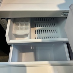 【東京送料無料】無印良品 冷蔵庫126L 2021年製
の画像