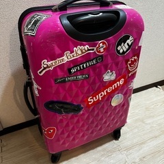 キャリーケースの画像