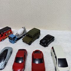 ロングトミカ2台＆トミカ11台セットの画像